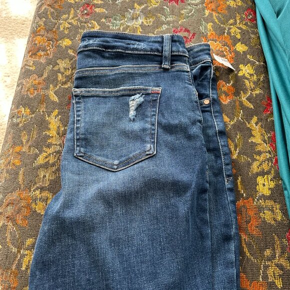NWT | Maurices Edgely Distressed Flare Jeans - Picture 3 of 6